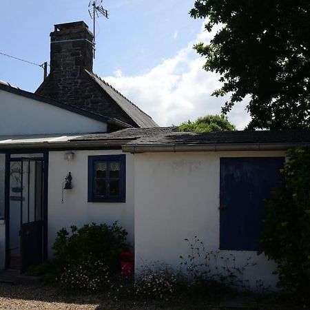 Petite Maison Bretonne Pour 4 Personnes Plounerin Екстериор снимка